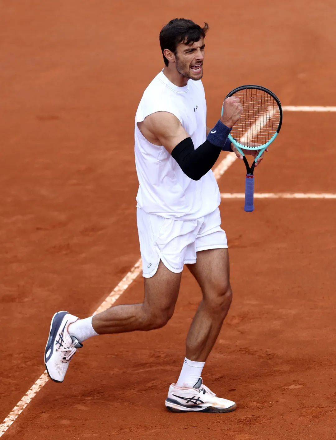 更是对于人 更是对于人